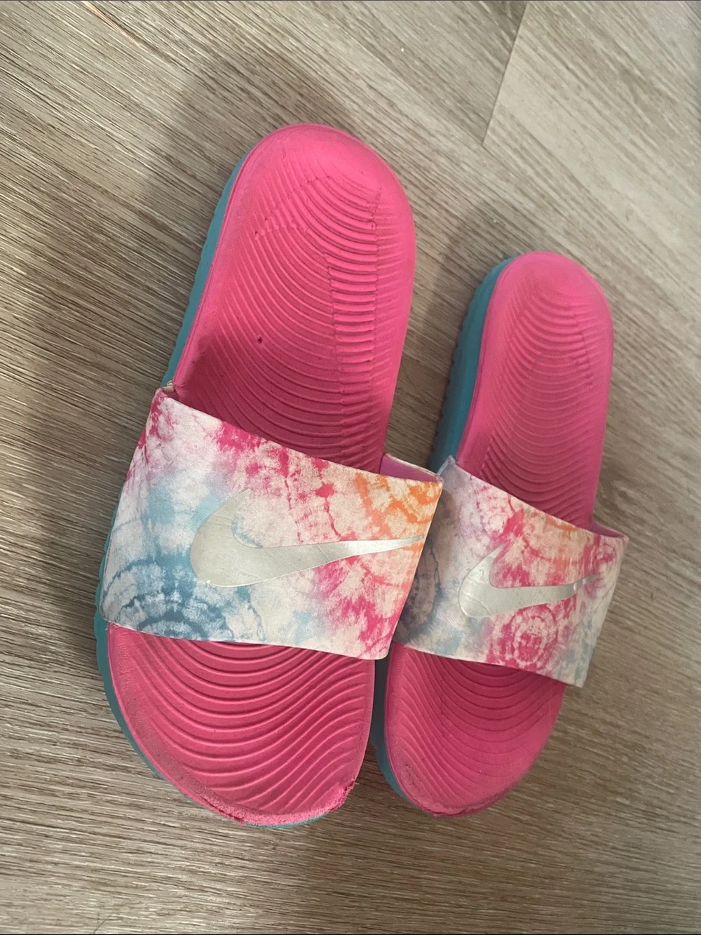 Nike Kids Pink Tie-Dye Strap Slide Sandals